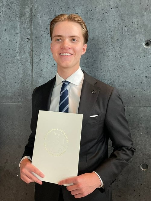 Sævar Þór Sveinsson heldur úti vefmiðlinum Utan vallar.