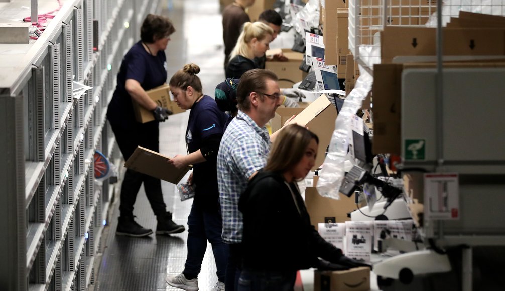 Amazon ræður 300 þúsund fyrir jólin