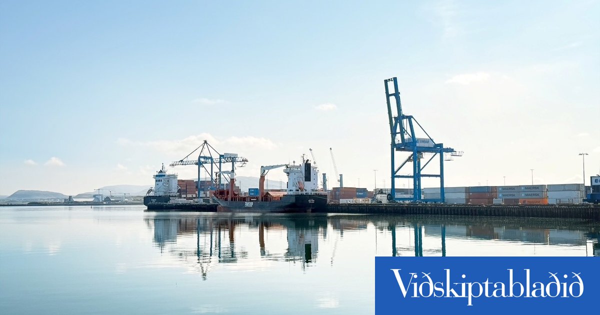 Um­hverfis­skattar á Eim­skip hækka um 317%