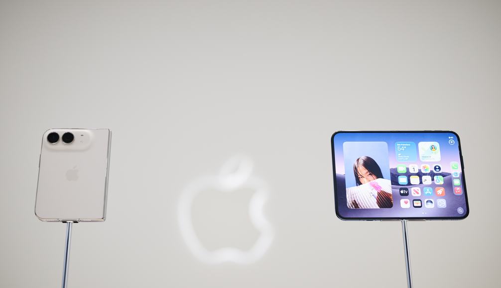 iPhone Duo uppseldur fram í lok janúar